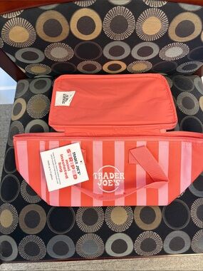 Trader Joe's Coral and Pink Striped Insulated Bag tote